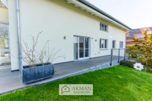 EG | Terrasse im Osten