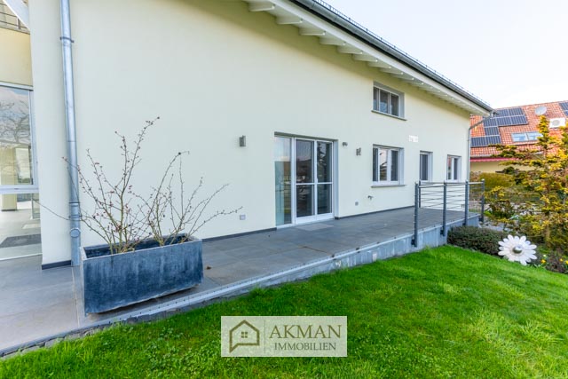 EG | Terrasse im Osten