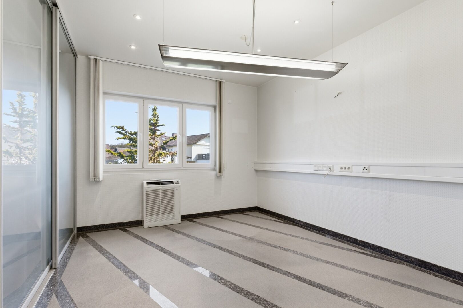 EG | Büro mit Klimaanlage