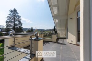 DG | Balkon Schlafzimmer | B1