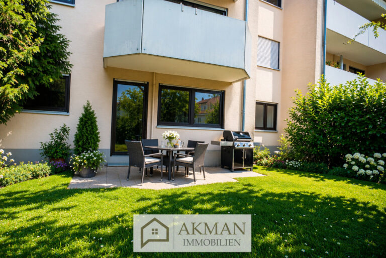 Eigener Garten mit Terasse