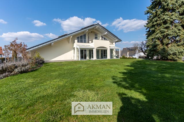 Blick aus dem Garten