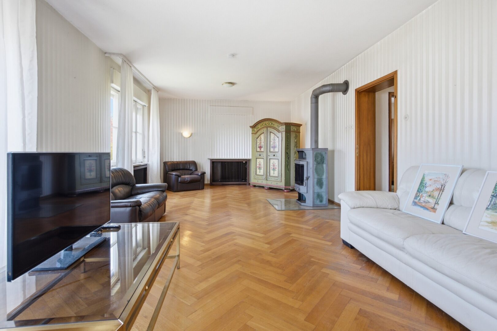 Blick in Speisezimmer | EG