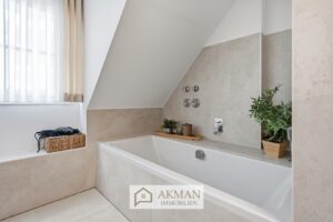 Hauptbad | Badewanne
