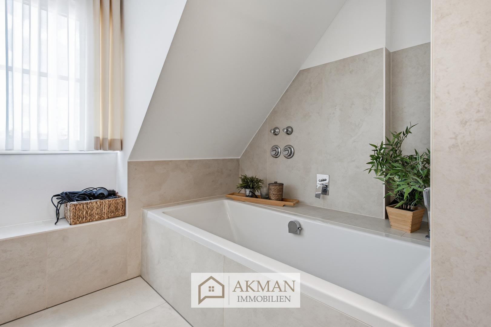 Hauptbad | Badewanne