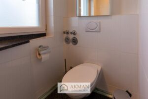 Toilette Damen